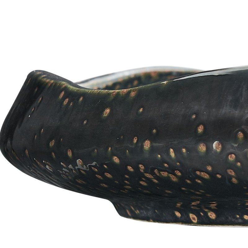 Detail view of the additional earthenware detail on the Stardust Black Ripple Indoor-Outdoor Bowl
