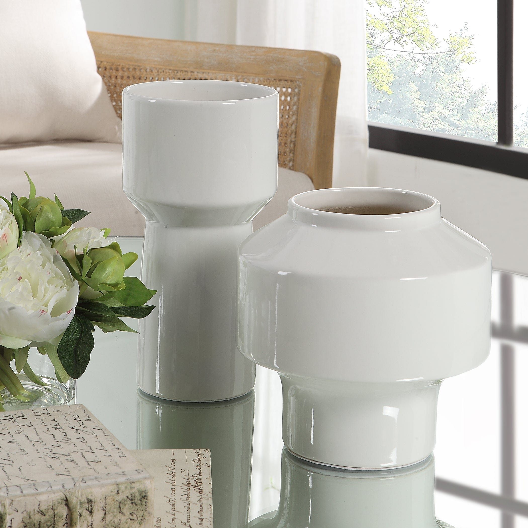 Illumina Abstract White Vases, Set/2 Uttermost